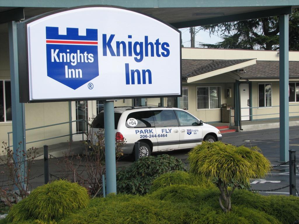Knights Inn & Suites Seatac Airport Таквіла Екстер'єр фото